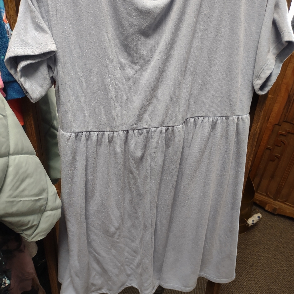 New women's dress sz med